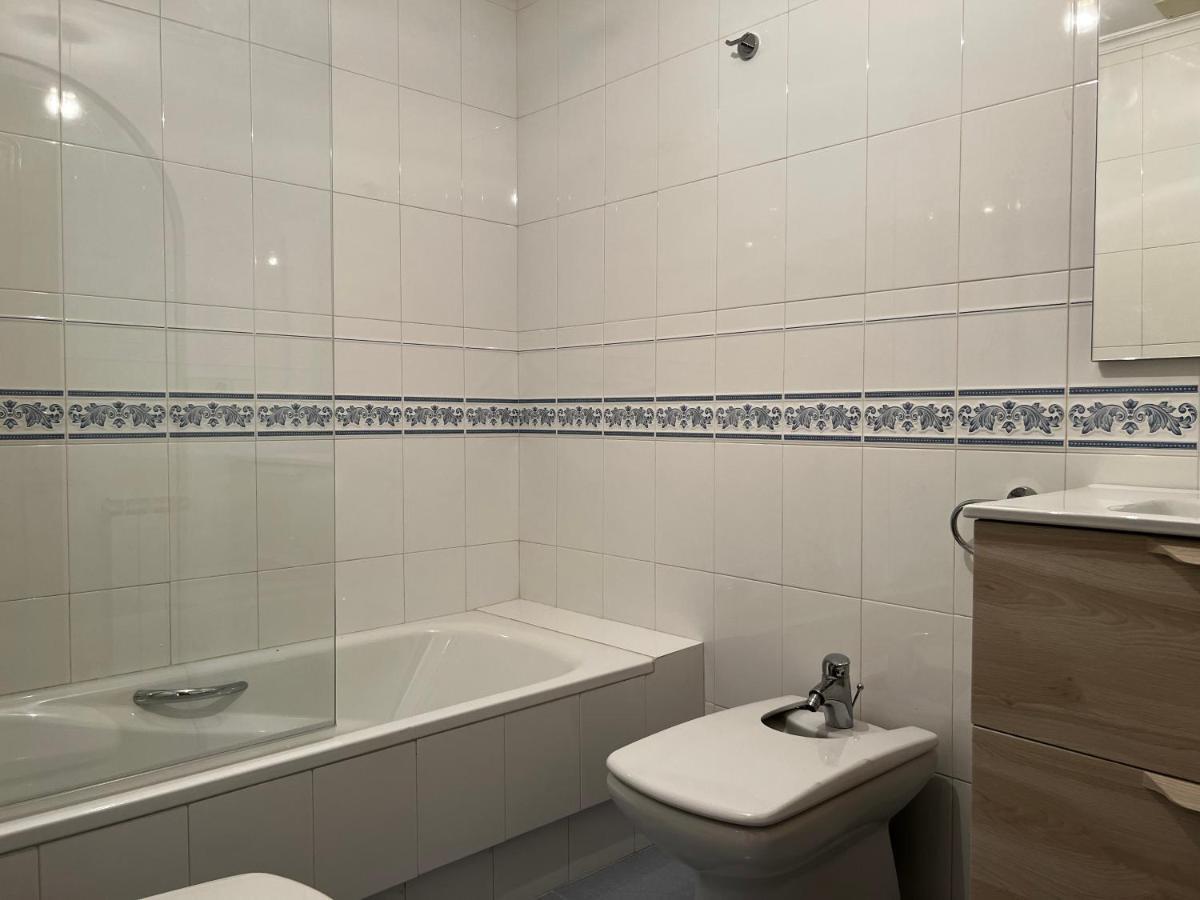 Oktheway Marino Apartment A Coruna Bagian luar foto
